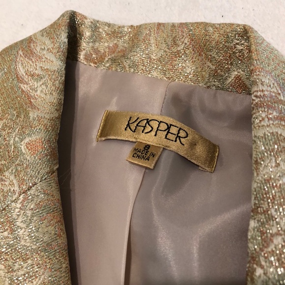 Kasper Women’s Jacket and skirt suit - Picture 3 of 4